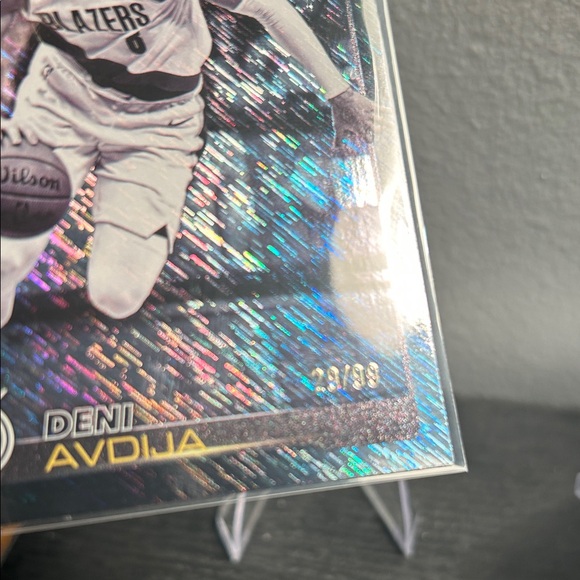 Portland Trail Blazers Topps NBA Black out Demi Avdija 29/99 refractor - Picture 3 of 3